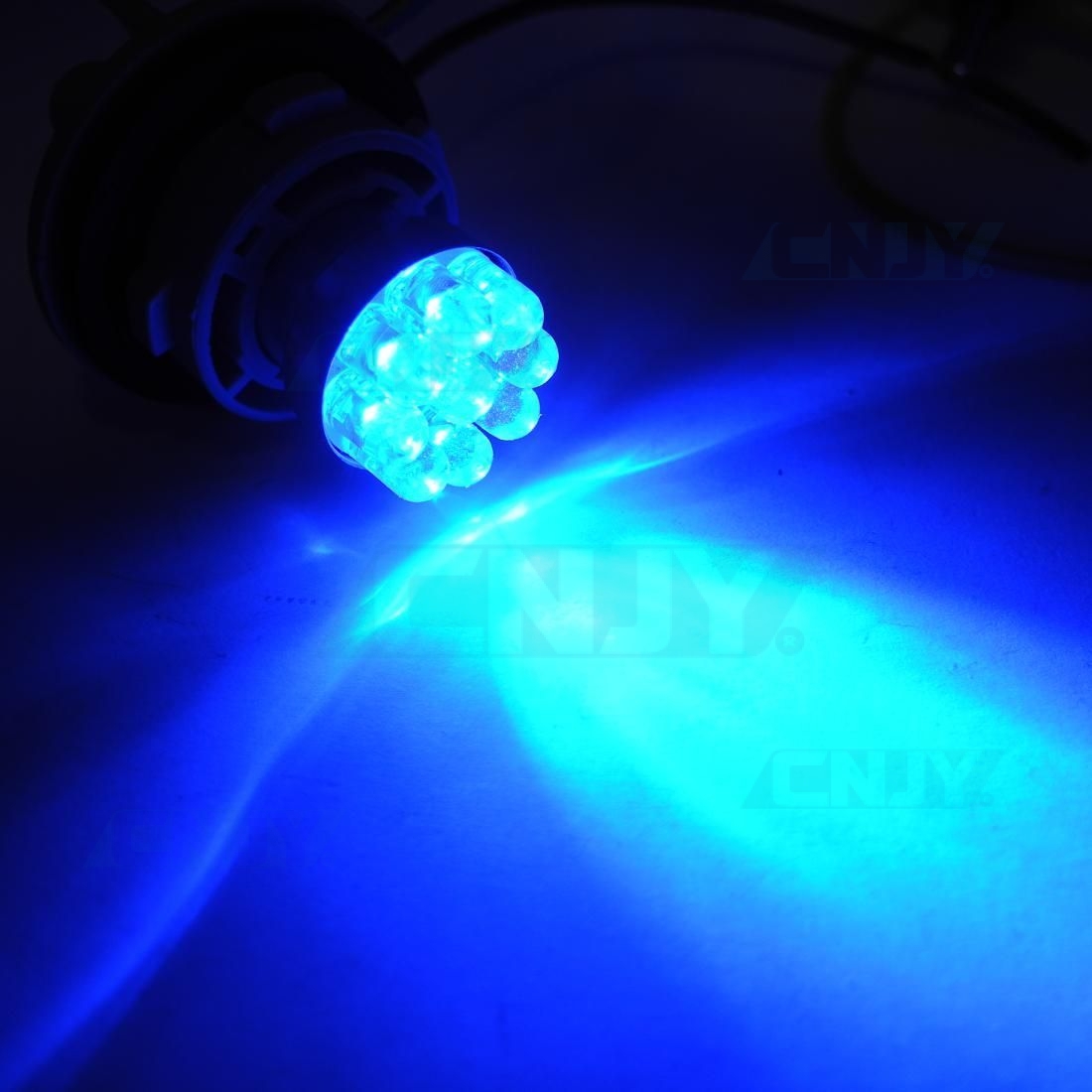 AMPOULE LED - W5W - 5 LEDS - BLEU - 24V - 10W