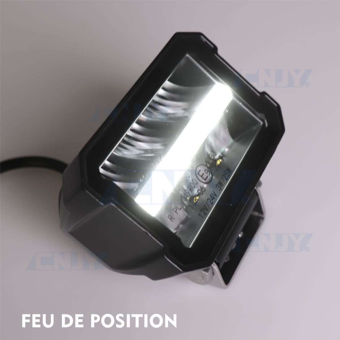 Feu clignotant 220V/25W modèle moyen