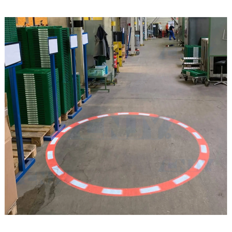 PROJECTEUR DE SECURITE INDUSTRIELLE MARQUAGE VIRTUELLE "PASSAGE PIETON" "DANGER" pont roulant