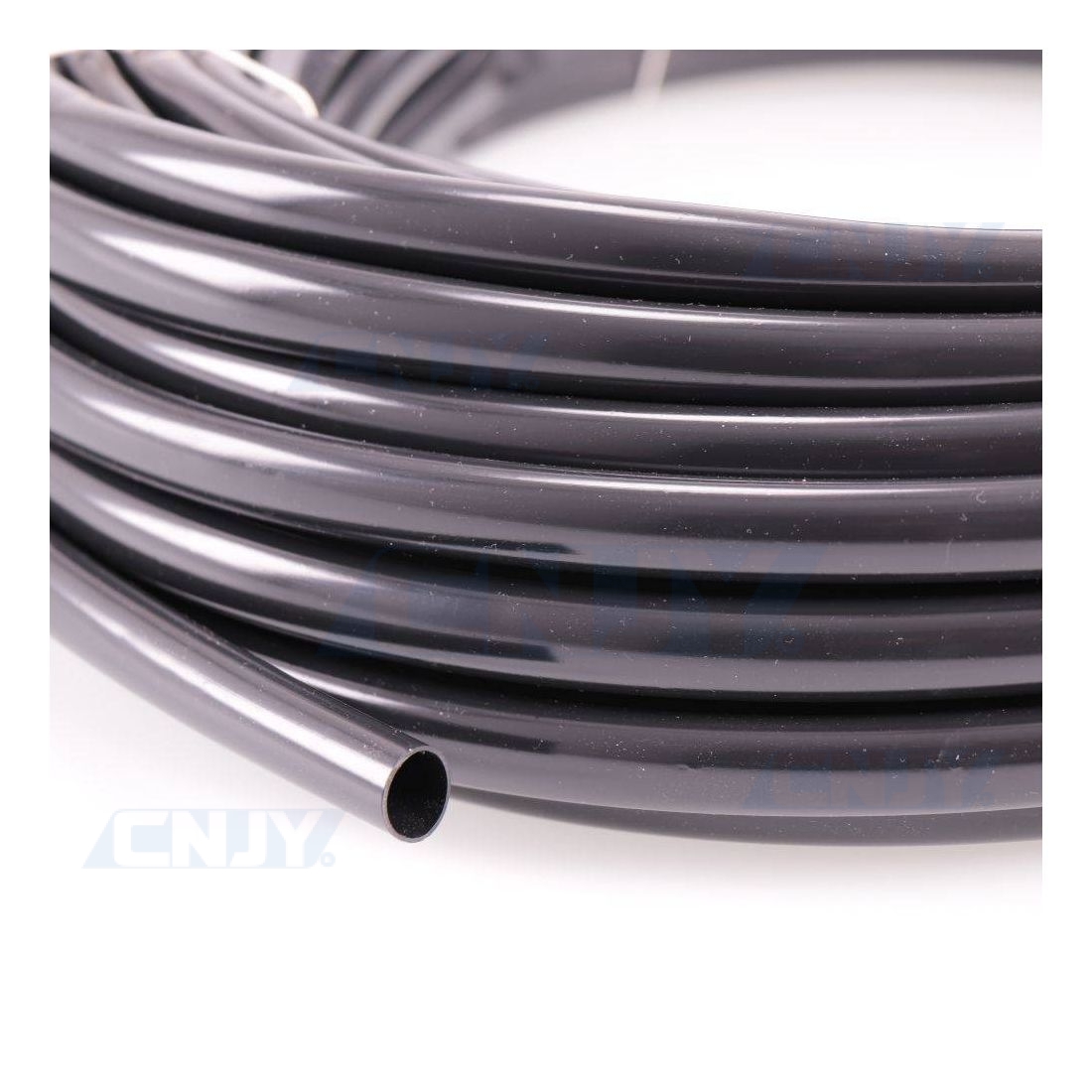 Gaine passe fil PVC pour montage électrique basse tension ø 12mm.